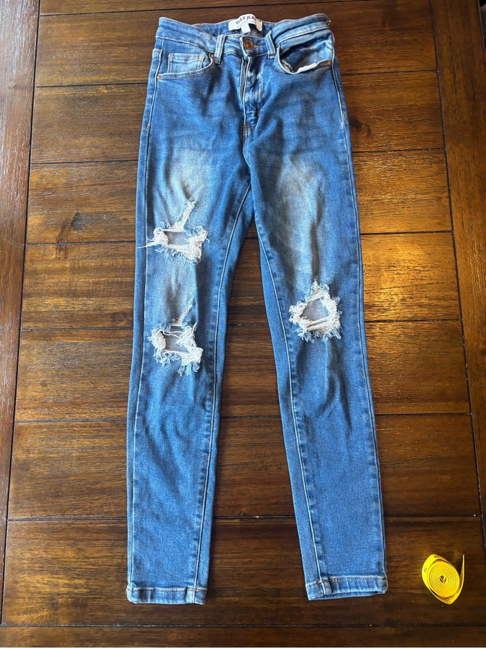 Distressed Slim Blue Jeans
